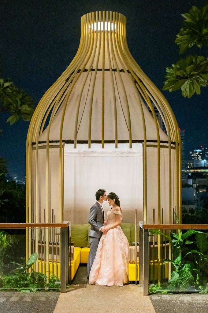 Parkroyal on Pickering Hotel Wedding by GrizzyPix Photography - 046