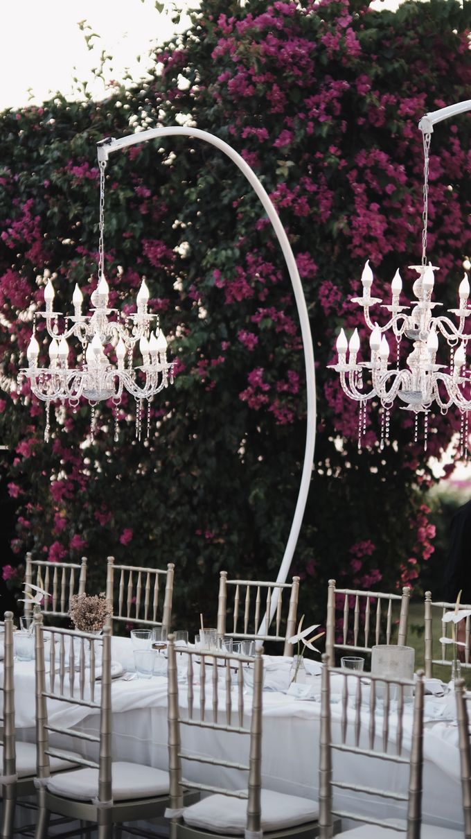 Andree & Nia Ghania Wedding Decoration at Tirtha Uluwatu Bali by Valentine Wedding Decoration - 048 Andree & Nia Ghania Wedding Decoration at Tirtha Uluwatu Bali by Valentine Wedding Decoration - 048