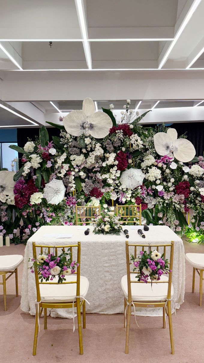 Flowery Backdrop Decoration by Pampas home co - 003