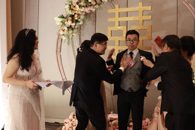 Lounge Jazz wedding band at Double Tree Jakarta by Double V Entertainment by Double V Entertainment - 023 Lounge Jazz wedding band at Double Tree Jakarta by Double V Entertainment by Double V Entertainment - 023
