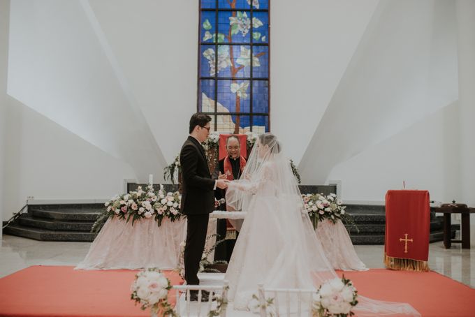 Holy Matrimony of Eka & Adelyne by Priscilla Myrna - 002 Holy Matrimony of Eka & Adelyne by Priscilla Myrna - 002