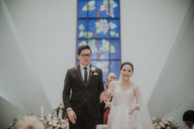 Holy Matrimony of Eka & Adelyne by Priscilla Myrna - 009 Holy Matrimony of Eka & Adelyne by Priscilla Myrna - 009
