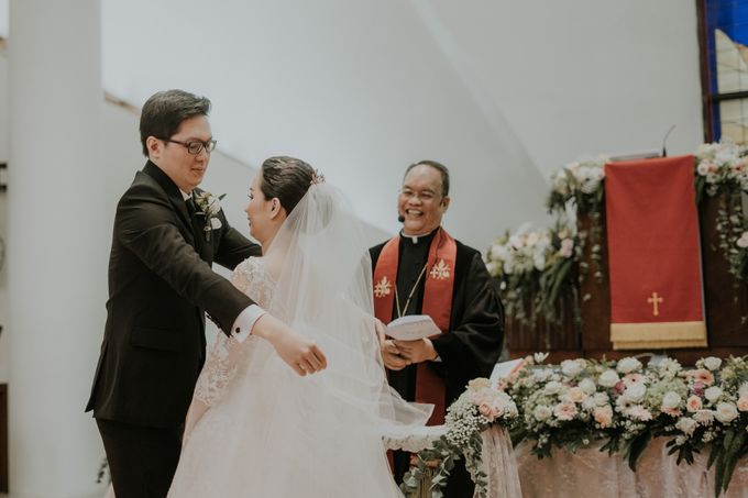 Holy Matrimony of Eka & Adelyne by Priscilla Myrna - 011 Holy Matrimony of Eka & Adelyne by Priscilla Myrna - 011