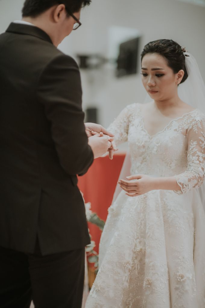 Holy Matrimony of Eka & Adelyne by Priscilla Myrna - 012 Holy Matrimony of Eka & Adelyne by Priscilla Myrna - 012