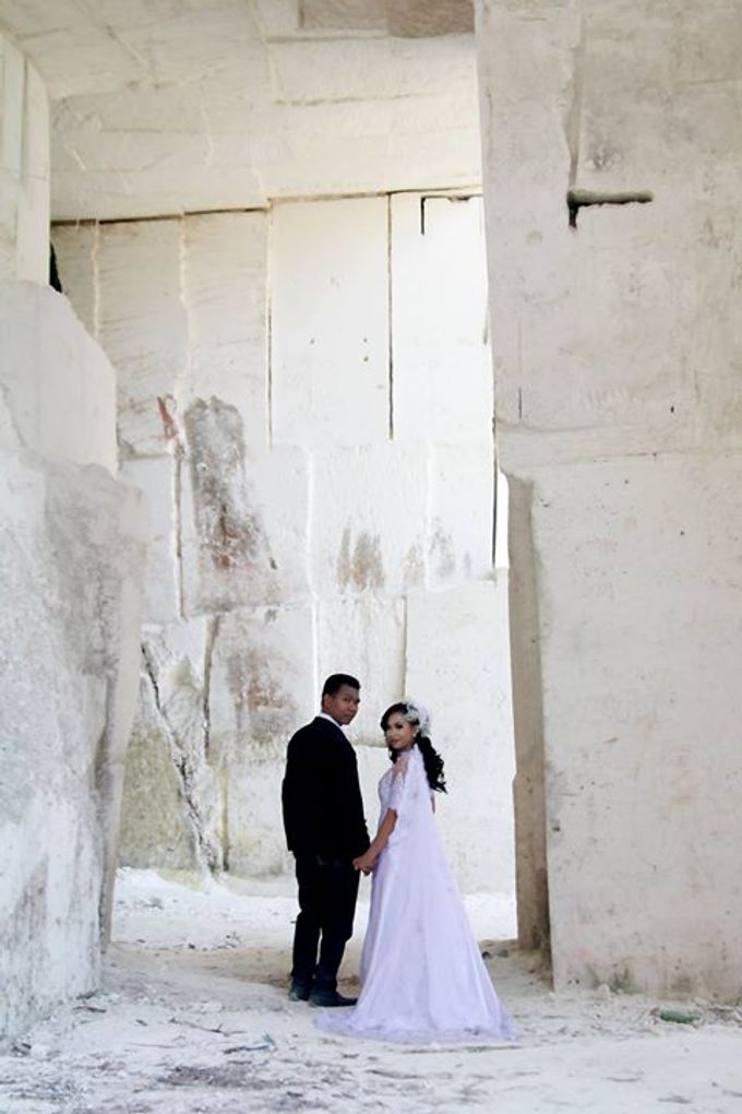Prewedding Ahmad & Wahyu by Charis Production - 001 Prewedding Ahmad & Wahyu by Charis Production - 001