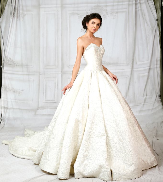 Bridal Gown Vol 02 by HK Bride by Hengki Kawilarang - 005 Bridal Gown Vol 02 by HK Bride by Hengki Kawilarang - 005