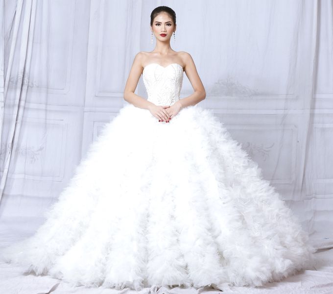 Bridal Gown Vol 02 by HK Bride by Hengki Kawilarang - 007 Bridal Gown Vol 02 by HK Bride by Hengki Kawilarang - 007