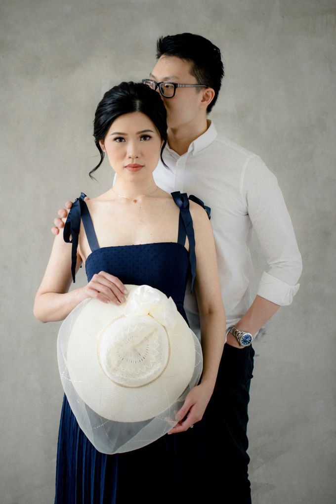 The Indoor Prewedding of Leslie & Tiffani by Claise Photography - 009 The Indoor Prewedding of Leslie & Tiffani by Claise Photography - 009