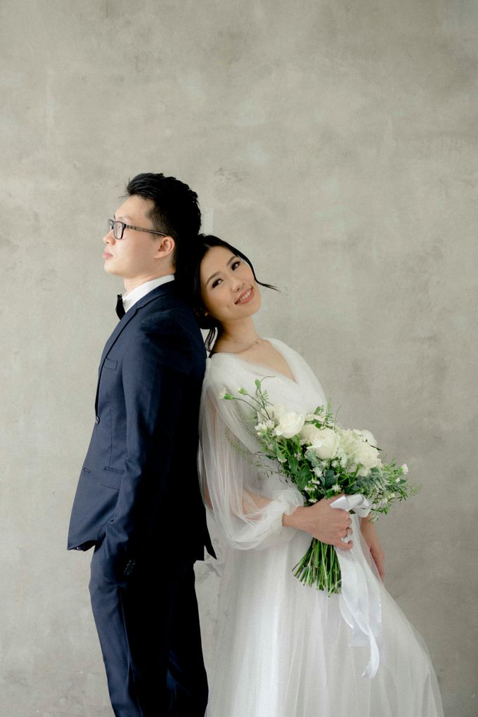 The Indoor Prewedding of Leslie & Tiffani by Claise Photography - 015 The Indoor Prewedding of Leslie & Tiffani by Claise Photography - 015