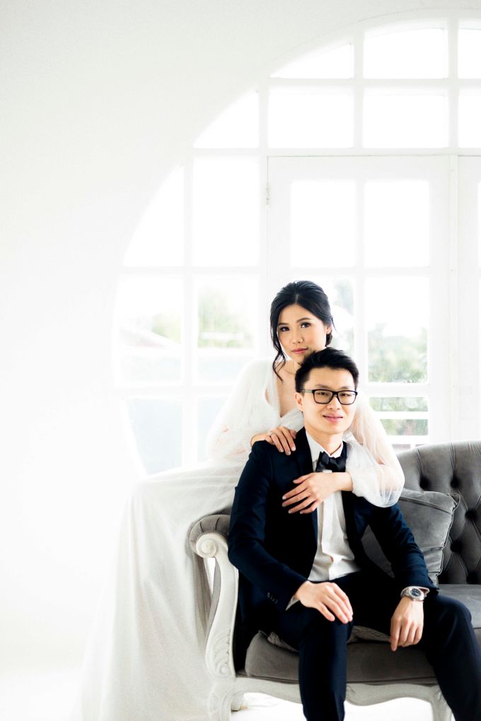 The Indoor Prewedding of Leslie & Tiffani by Claise Photography - 031