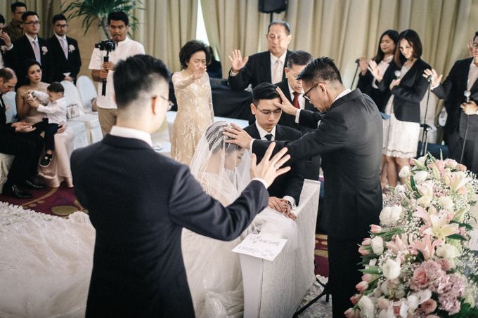 Holy Matrimony of Ezra & Eva by Soko Wiyanto - 013 Holy Matrimony of Ezra & Eva by Soko Wiyanto - 013