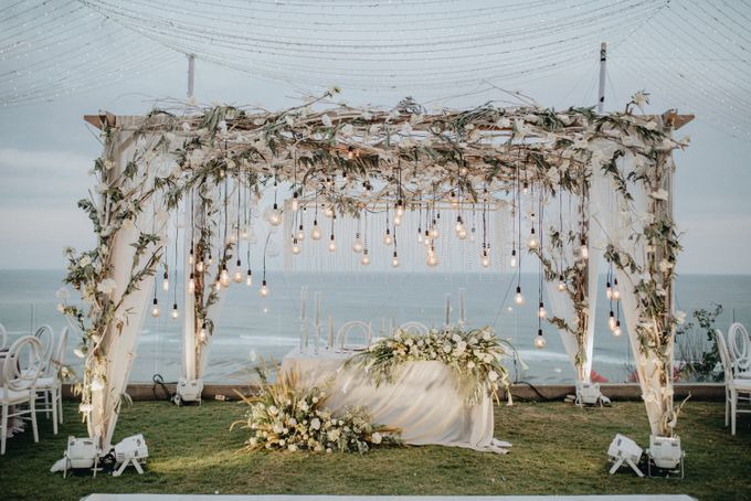 The Wedding of Glenys & Erick by Bali Eve Wedding & Event Planner - 038 The Wedding of Glenys & Erick by Bali Eve Wedding & Event Planner - 038