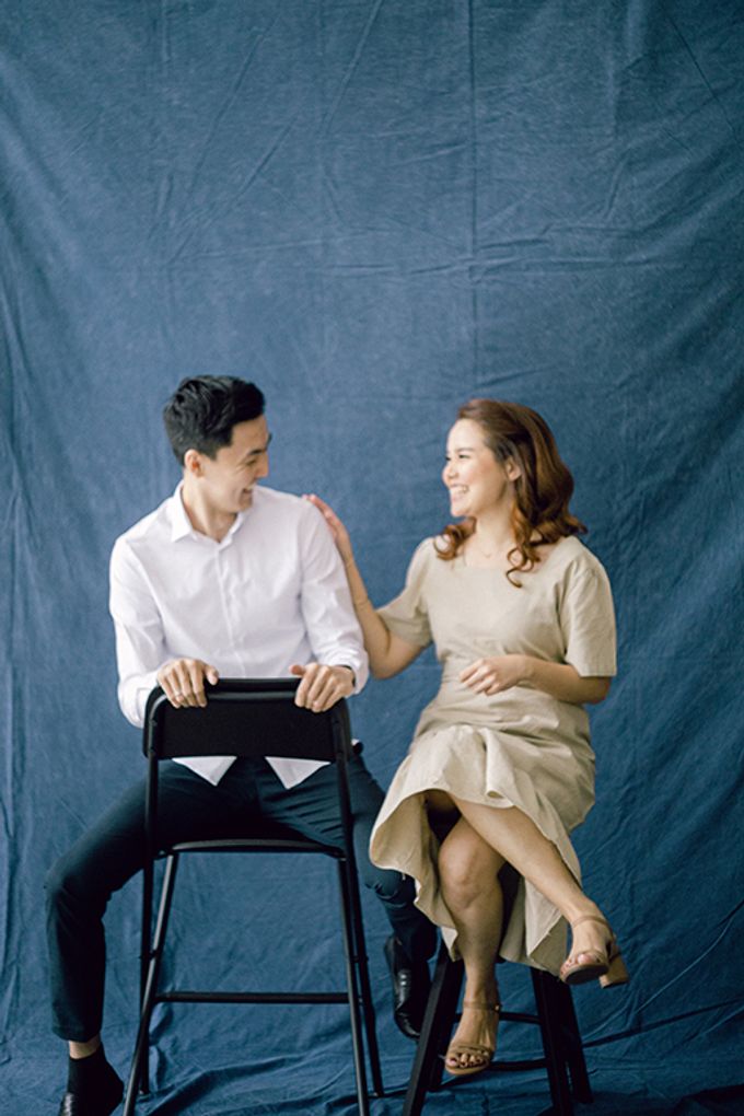 Hendra & Sylvia - Prewedding Studio by Nala Portraits - 003 Hendra & Sylvia - Prewedding Studio by Nala Portraits - 003