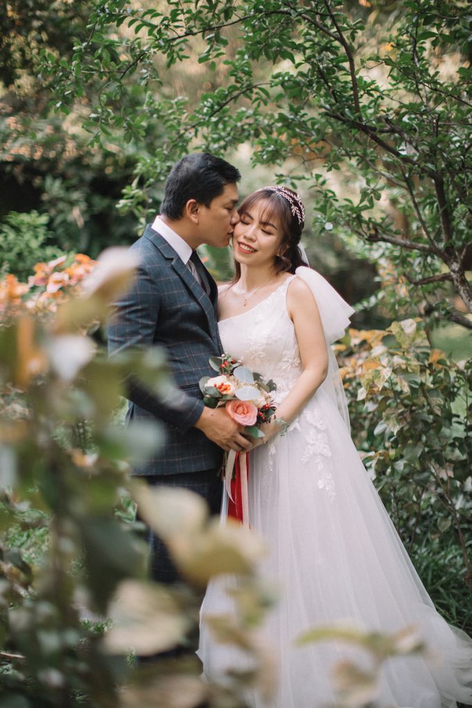 Hang & Lien - Elopement wedding by Thien Tong Photography - 040 Hang & Lien - Elopement wedding by Thien Tong Photography - 040