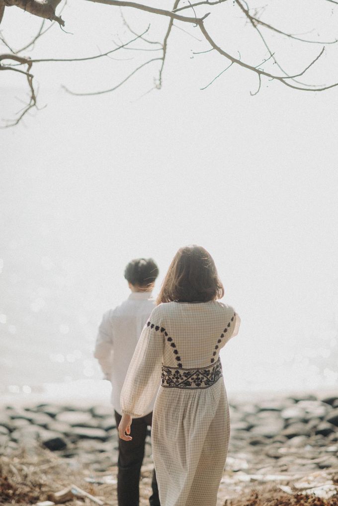 Elang & Vita Postwedding by Dhika by MA Fotografia - 002 Elang & Vita Postwedding by Dhika by MA Fotografia - 002