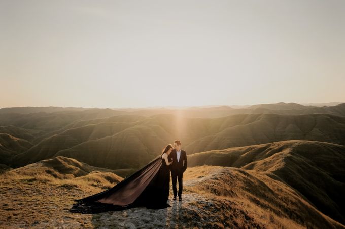 Sumba Prewedding of Andy & Meme by Royal Photograph - 001 Sumba Prewedding of Andy & Meme by Royal Photograph - 001