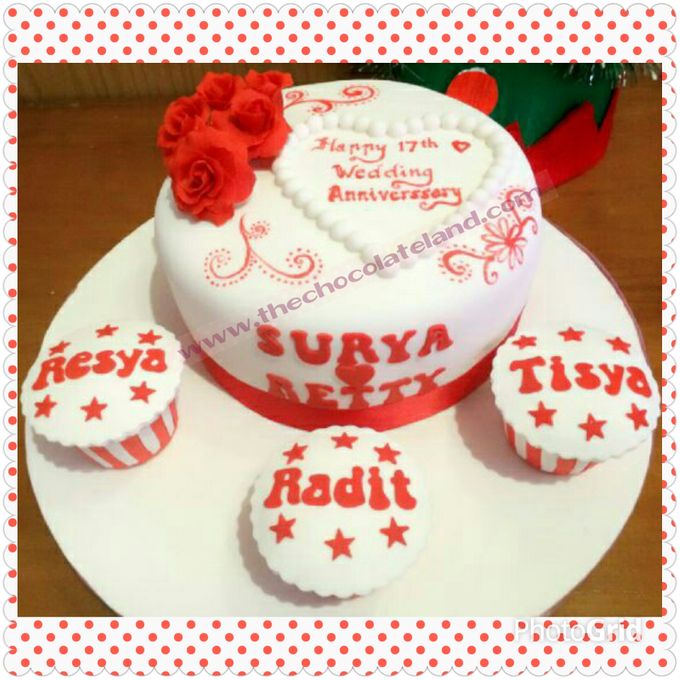Wedding anniversary cake by The Chocolate Land - 001 Wedding anniversary cake by The Chocolate Land - 001