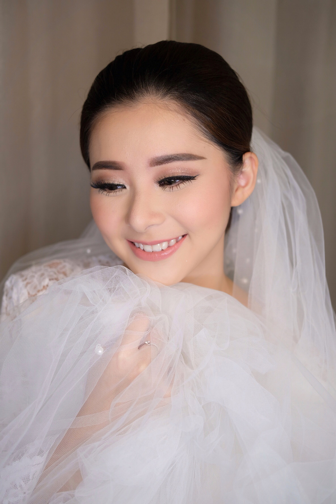 Wedding Makeup Look for Ms Elika by Erliana Lim Makeup Artist - 008