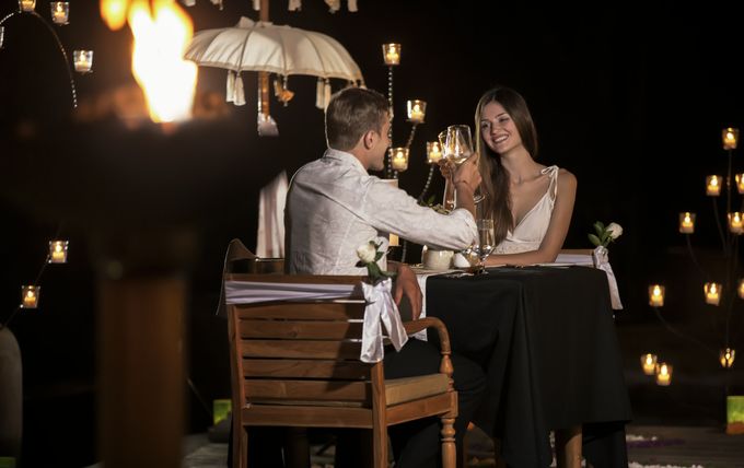 Romantic Candle Light Dinner by Double Happiness Wedding Organizer - 001