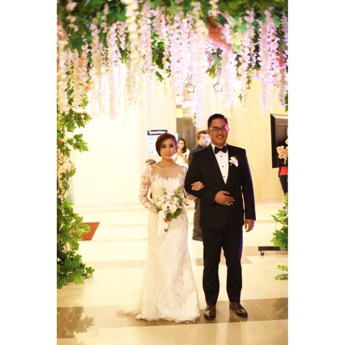 The Wedding of David & Louisa by Priceless Wedding Planner & Organizer - 001