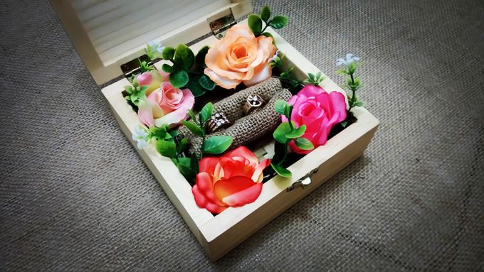 Custom Wooden Ring Box by SG Craft - 021 Custom Wooden Ring Box by SG Craft - 021