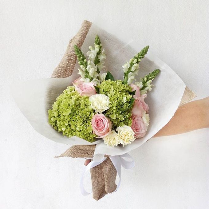 Gift Bouquet by Tiffany's Flower Room - 005 Gift Bouquet by Tiffany's Flower Room - 005