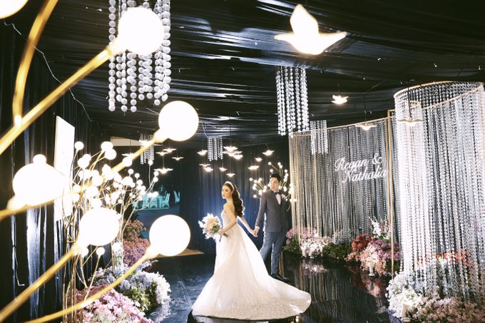 Regan & Natalia Wedding Decoration at Santika Hotel by Testimo Wedding Planner & Organizer - 019 Regan & Natalia Wedding Decoration at Santika Hotel by Testimo Wedding Planner & Organizer - 019