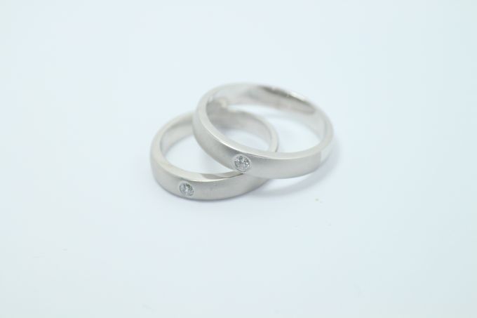 wedding ring simple Design by V&Co Jewellery - 007