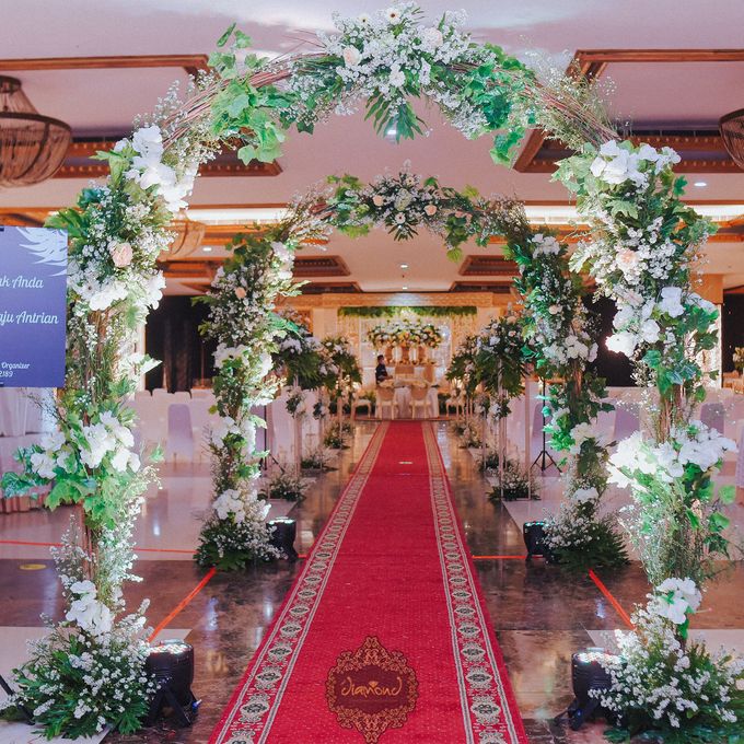 The Wedding of Isa & Bayu by Diamond Weddings - 005