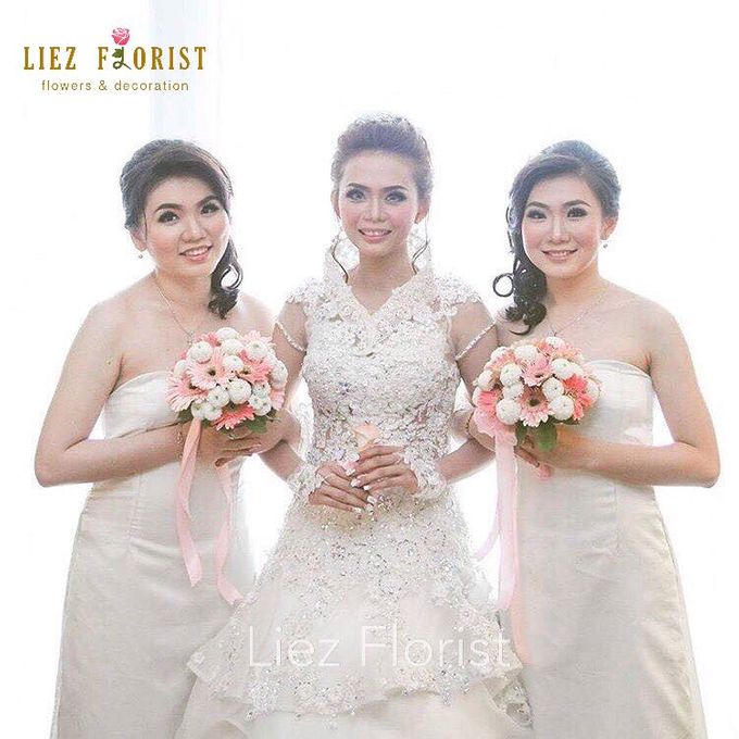 Wedding Hand Bouquets by Liez Florist & Decoration - 019 Wedding Hand Bouquets by Liez Florist & Decoration - 019
