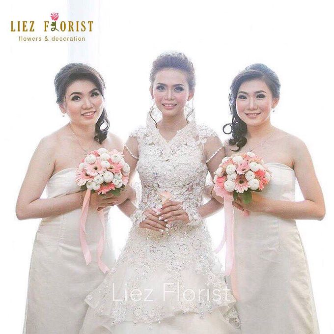 Wedding Hand Bouquets by Liez Florist & Decoration - 019