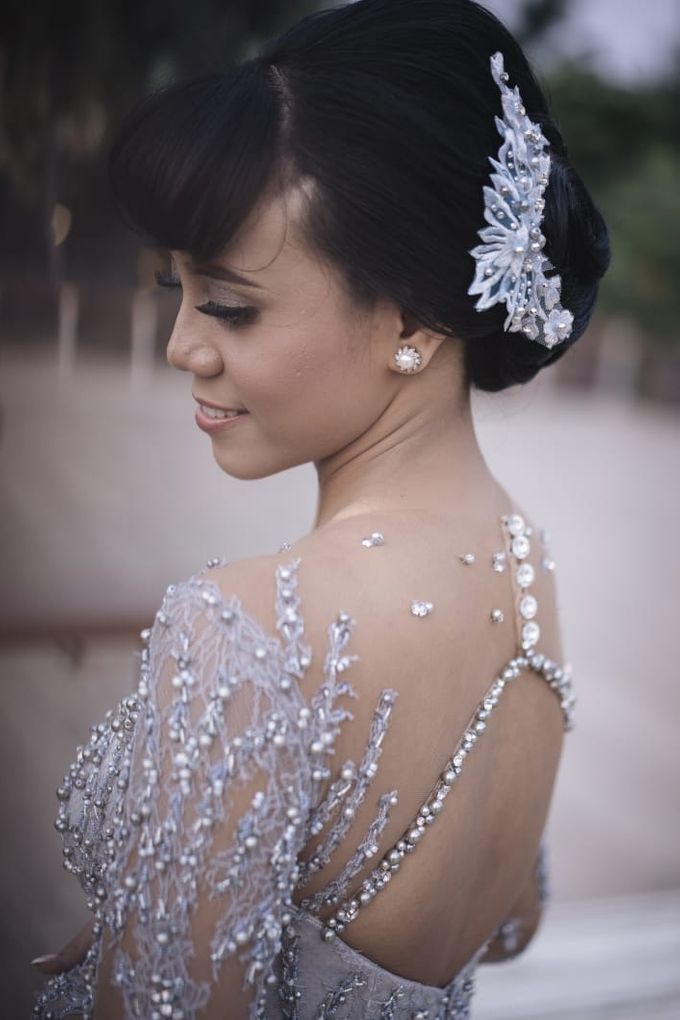 Reception Dress for Dhea by Grand Hyatt Jakarta - 002