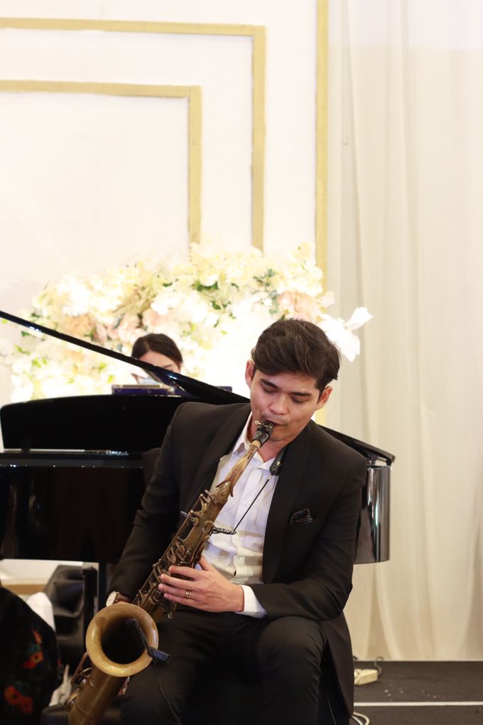 Jazz Entertainment Intimate Wedding at Swissotel PIK by Double V Entertainment by Double V Entertainment - 014