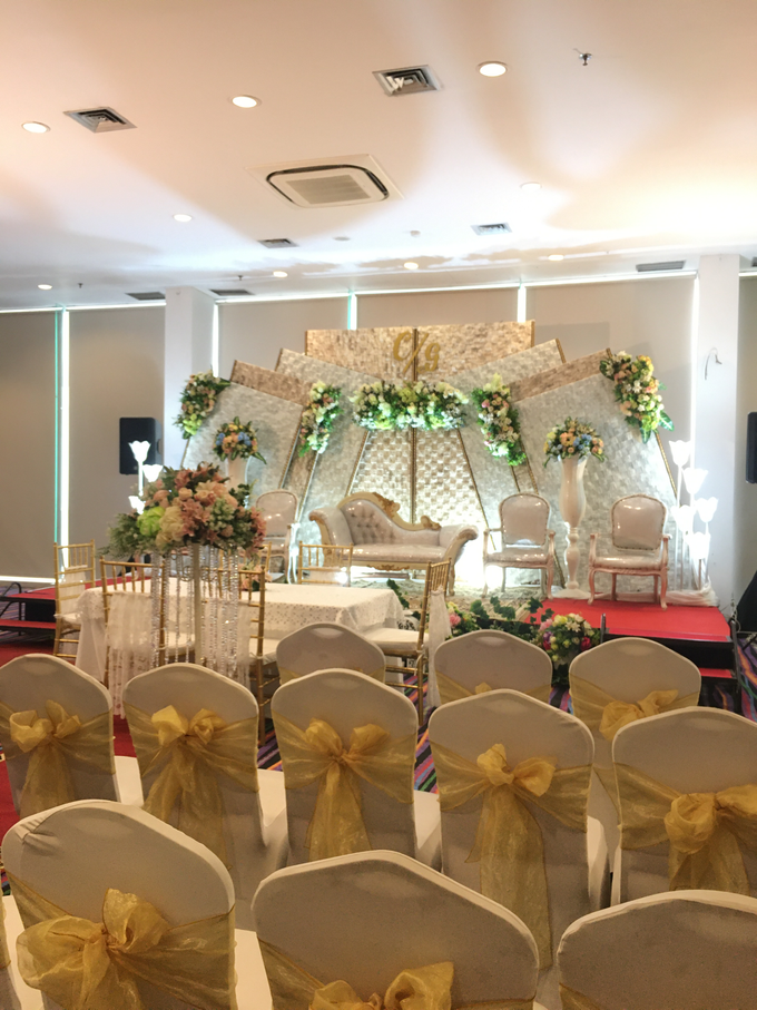 The Wedding of Chreisna & Gyzka by Fame Hotel Gading Serpong - 004