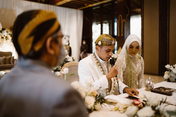 Farrah & Ega Wedding at Sultan Hotel Jakarta (Kudus Hall) by AKSA Creative - 024