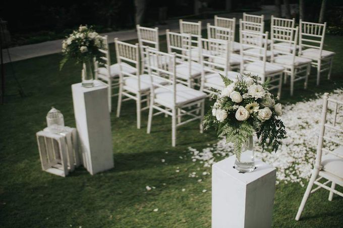 The Wedding of Yoni & Dina by Dona Wedding Decoration & Planner - 007 The Wedding of Yoni & Dina by Dona Wedding Decoration & Planner - 007