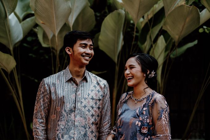 Febi & Luthfi Engagement at Century Park Hotel Jakarta by AKSA Creative - 002 Febi & Luthfi Engagement at Century Park Hotel Jakarta by AKSA Creative - 002