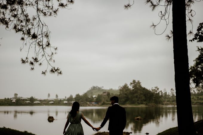Febi & Luthfi Prewedding Bandung by AKSA Creative - 028 Febi & Luthfi Prewedding Bandung by AKSA Creative - 028