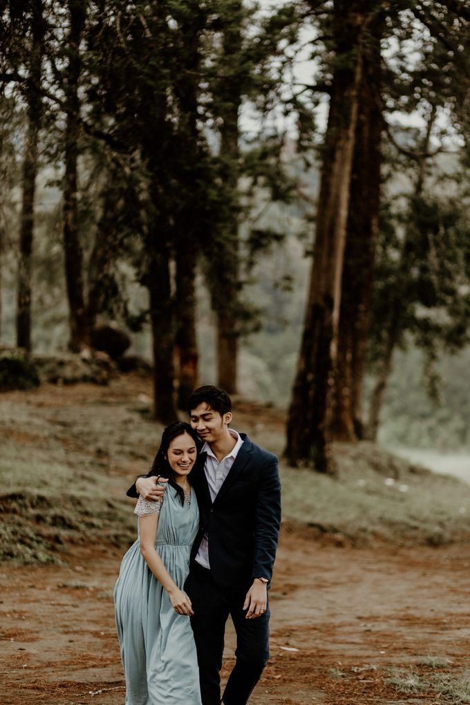 Febi & Luthfi Prewedding Bandung by AKSA Creative - 024 Febi & Luthfi Prewedding Bandung by AKSA Creative - 024