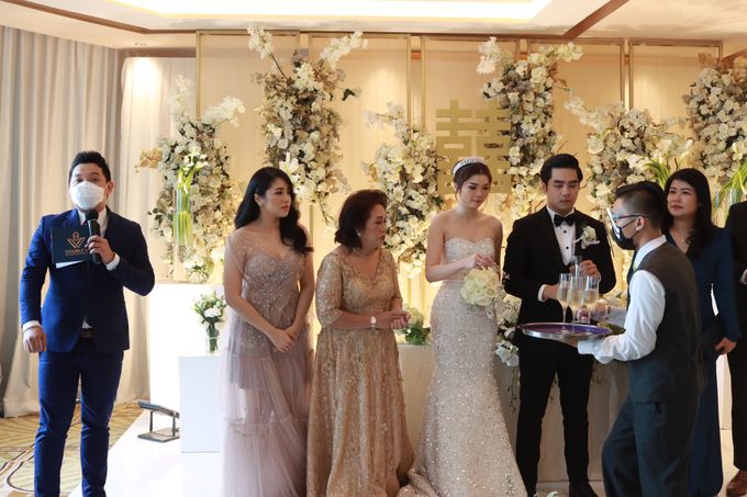 New Normal Entertainment Wedding at Westin Jakarta by Double V Entertainment by Double V Entertainment - 018 New Normal Entertainment Wedding at Westin Jakarta by Double V Entertainment by Double V Entertainment - 018