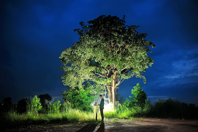 Story of prewedding : Yuni & Muklis by glamour photography - 002