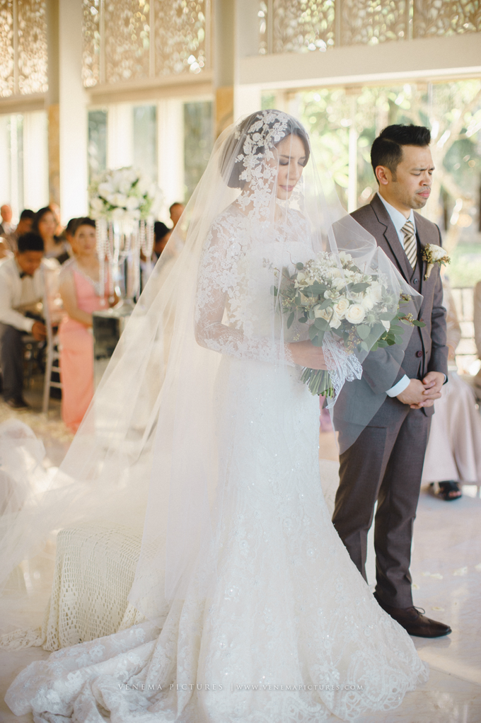 Bali Wedding : Acha & Andy Holy Matrimony by Bubah Alfian Make Up Artist - 004 Bali Wedding : Acha & Andy Holy Matrimony by Bubah Alfian Make Up Artist - 004