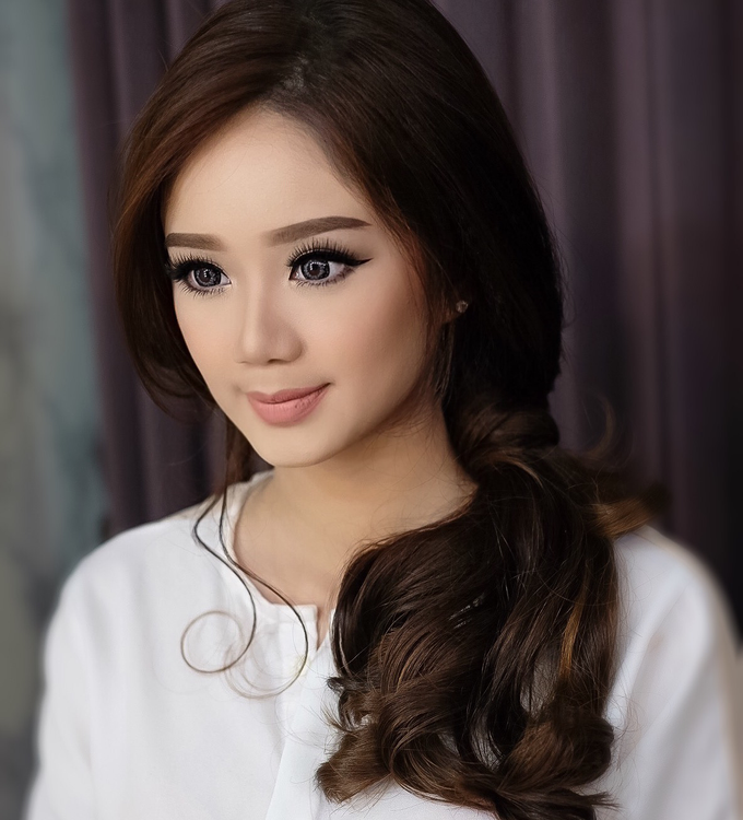 Ms Nora by Imel Vilentcia Make Up Artist - 004 Ms Nora by Imel Vilentcia Make Up Artist - 004