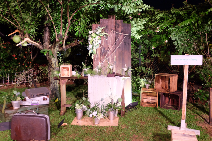 Rustic Wedding Puspa & Ernanda 24 Sept 16 by Mutiara Garuda Catering - 004 Rustic Wedding Puspa & Ernanda 24 Sept 16 by Mutiara Garuda Catering - 004