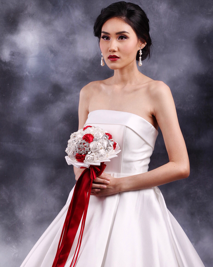 Photoshoot MUA Tiffany with Bridestory by WuSisters by Vero Wu - 008