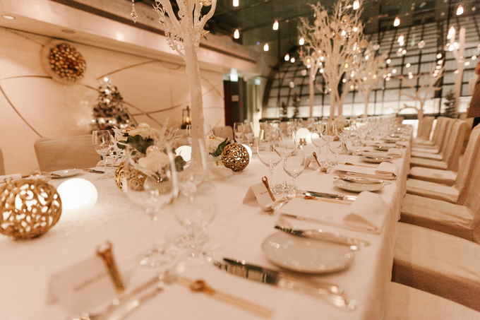 Winter wedding decoration by Peter Simon Photography - 005