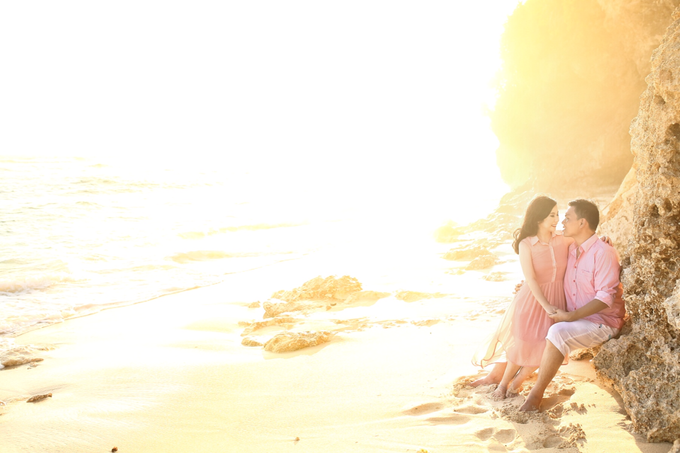 Prewedding photo by Henokh Wiranegara by All Seasons Photo - 005 Prewedding photo by Henokh Wiranegara by All Seasons Photo - 005
