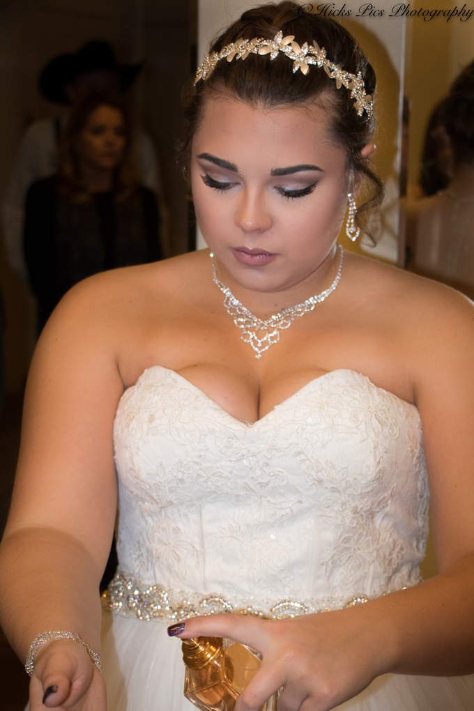 Spencer Wedding by Hicks Pics Photography - 002 Spencer Wedding by Hicks Pics Photography - 002