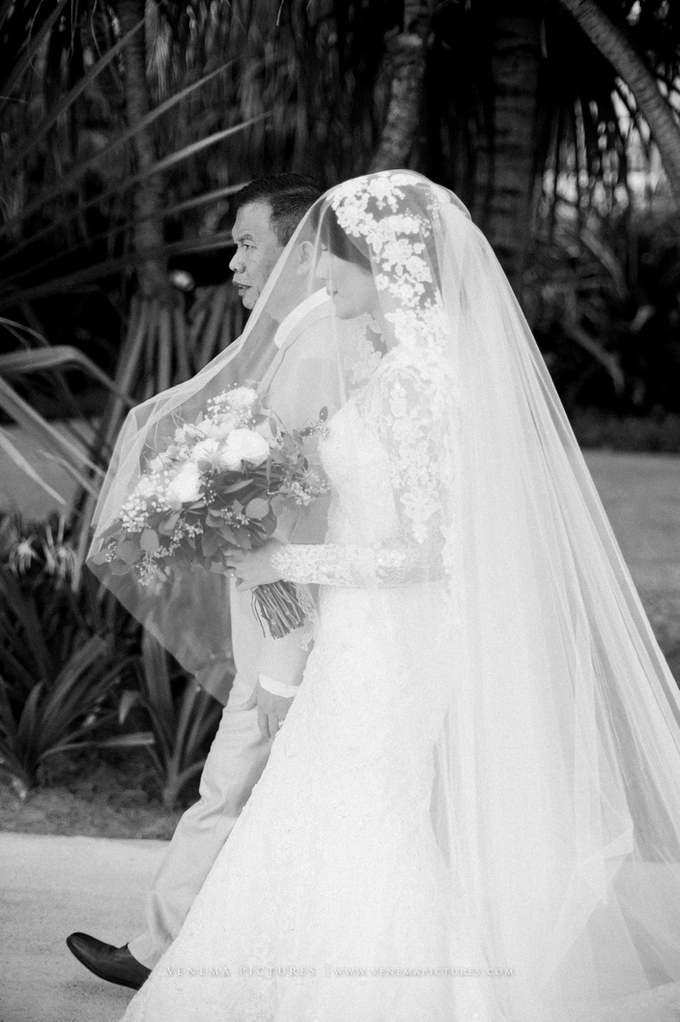 Bali Wedding : Acha & Andy Holy Matrimony by Elsie Chrysila Brides - 009