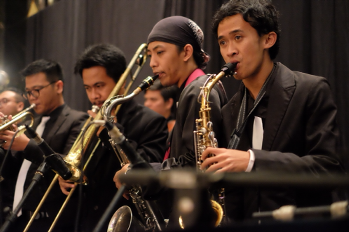 W.ID Music Exp : Espresso (Big Band)  by W.ID Music Experience - 035
